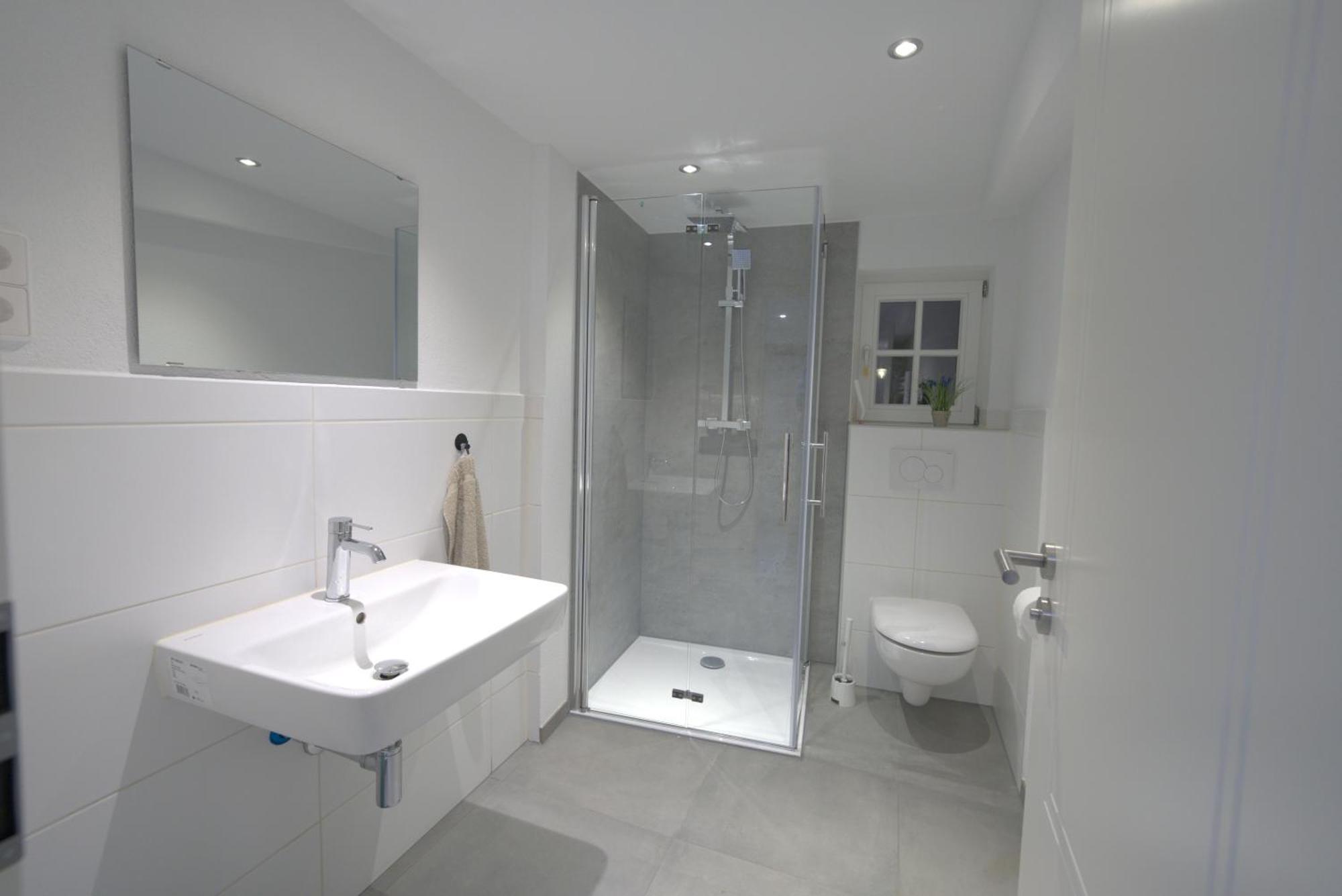Moderner Altstadt-Diamant Buchen  Ngoại thất bức ảnh